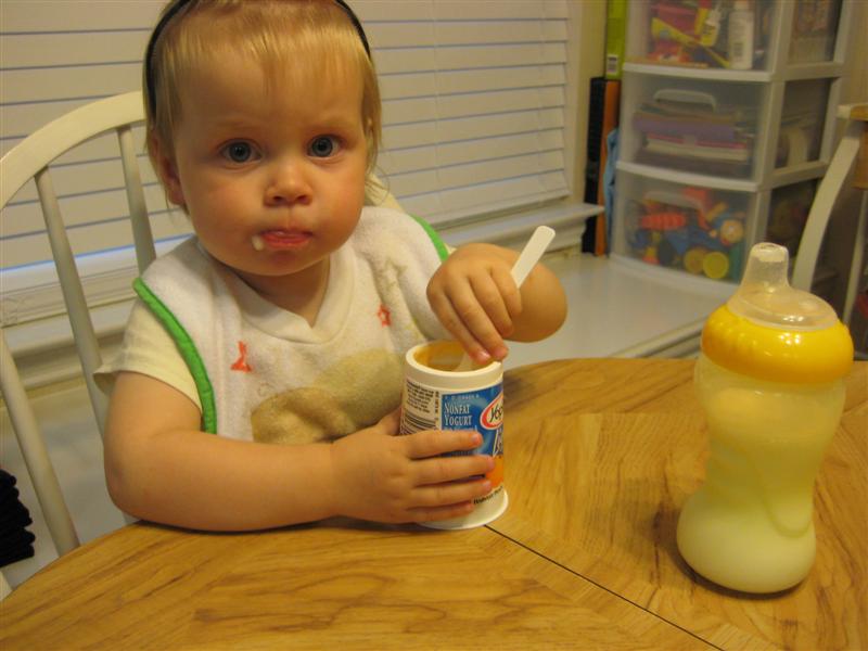 Jess_SnackAction.JPG - YoGurrrr...  Back off, it's mine!